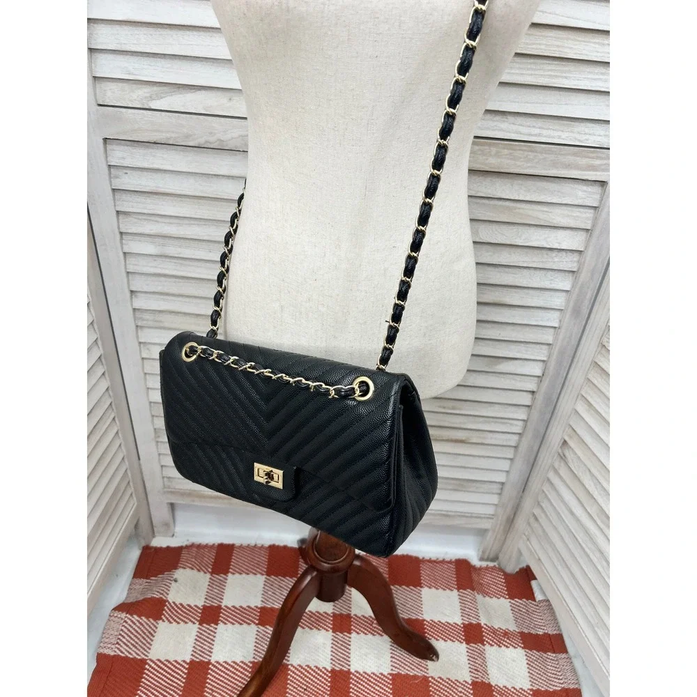Black Quilted Flap Bag Large Purse Convertible Chevron Minimalist lux